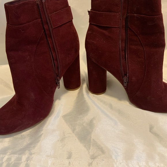 Nice ankle booties - Picture 3 of 6